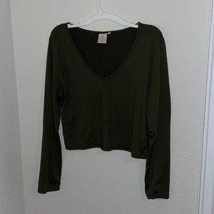 Green crop top